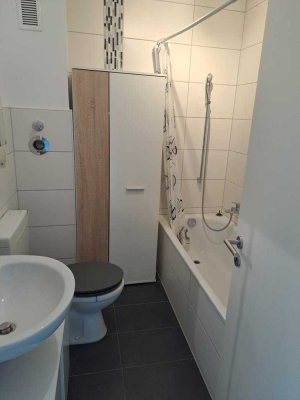 Schöne 2-Zimmer-Wohnung mit Balkon im 2. OG in Düren-Gürzenich