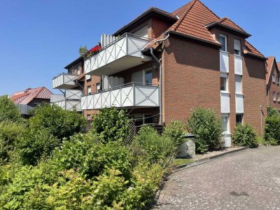 Gemütliche 2-Zimmer-Dachgeschosswohnung mit Südwest-Balkon in gepflegter Wohnanlage – Kapitalanla...