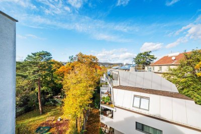 Fantastische Dachwohnung auf einer Ebene mit allen Features die man sich wünscht! Hohes Maß an Privatsphäre