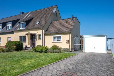 RESERVIERT: Charmante DHH auf großem Grundstück in ruhiger Lage von Hamm-Herringen