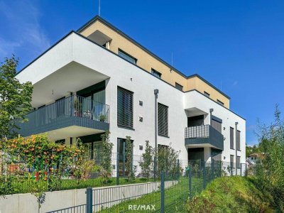Neuwertiges Penthouse 3-Zi in Vorchdorf mit 2 großen, sonnigen Terrassen, 2 TG-Plätze, Lift, geräumiges Kellerabteil, Bad mit Fenster, WC extra, moderne Einbauküche mit E-Geräten!