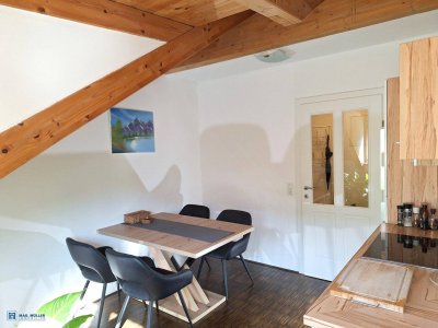 ON TOP - charmante 2-Zimmer-Loft im Dachgeschoss einer Ceconi-Villa