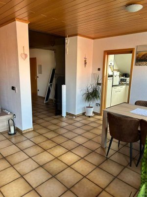 Ansprechende 3-Zimmer-Dachgeschosswohnung mit gehobener Innenausstattung mit Balkon