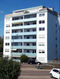 Sonnige 3-Zimmer-Hochparterre-Wohnung mit geh. Innenausstattung mit Balkon und EBK
