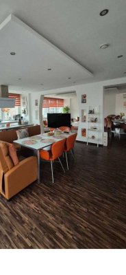 280m² Penthouse Wohnung nähe City Luxuriöse ausstatung