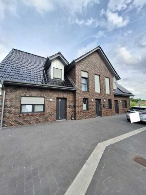 Kapitalanlage: KfW-40-Neubau mit 3 Einheiten & PV – solide Mieteinnahmen garantiert