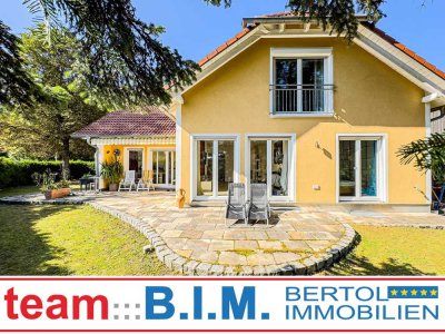Gemütliches Traumhaus auf herrlichem Traumgrundstück in absolut ruhiger Traumlage