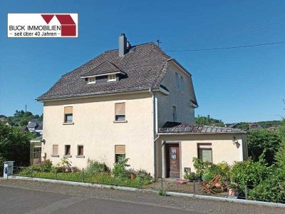 Charaktervolle Villa mit Wohnfühlcharakter in ruhiger Ortsrandlage