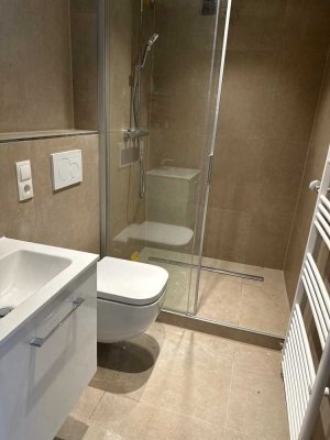 Erstbezug nach Kernsanierung | 2 ZKB direkt am Klinikum mit EBK