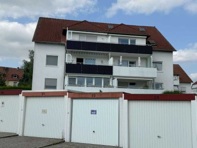 Attraktive, renovierte 4,5-Zimmer-Wohnung mit Balkon, EBK, 1 Garage, 1 Stellplatz mit Wallbox
