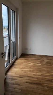 Top moderne 2ZKB mit EBK - 2,75m hohe Decken & TG-Stellplatz