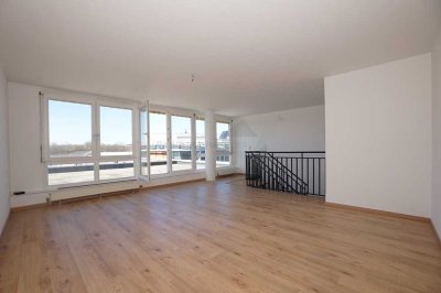 Maisonette-Wohnung mit Loggia und großer Dachterrasse !!!