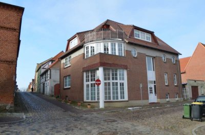 Sonniges, modernes, großes Stadthaus 3 Wohneinheiten mit viel Platz und vielen Nutzungsmöglichkeiten