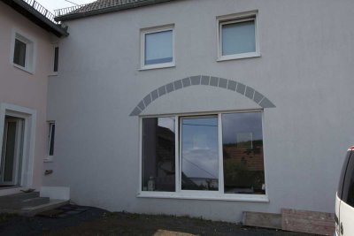 Kernsaniertes 2 Raum Appartement nähe Gillenfeld
