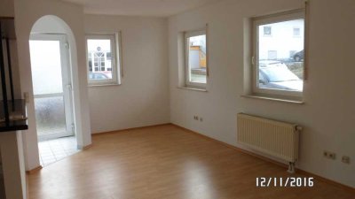 Single-Wohnung, hell-freundlich und moderner Einbauküche