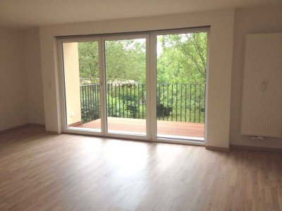 * Sonnig helle 3-Zi-Wohnung mit schönem Westbalkon*