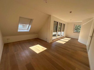 Sehr helle & moderne Maisonette am Bunten Garten – zentral & ruhig wohnen - für eine Person