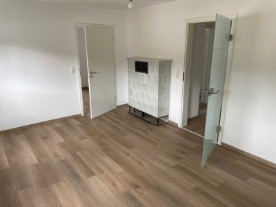 Frisch renovierte 3-Zimmer-Wohnung in Bad Waldsee, im 2. Stock, 64 m^2, kleiner Garten hinter dem Ha