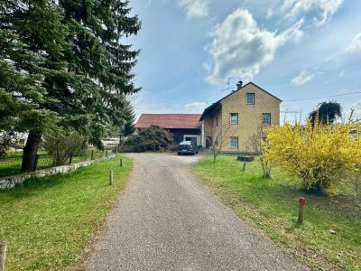 Großes Grundstück mit Bestandsgebäude - AUCH FÜR BAUTRÄGER - vielfältige Nutzungen