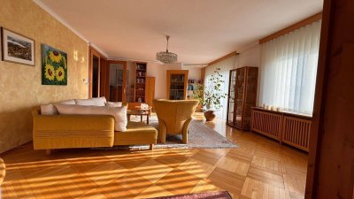 Großzügige 4-Zimmer-Wohnung mit Terrasse