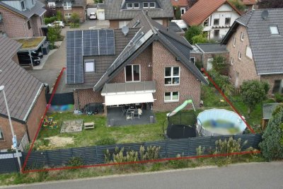 modernes Einfamilienhaus mit Einliegerwohnung