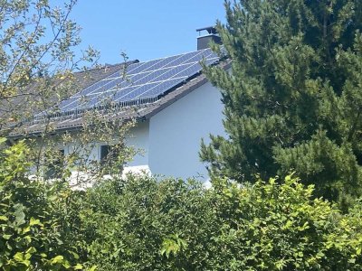 Ruhige DHH mit sonnigem großen SW- Garten
