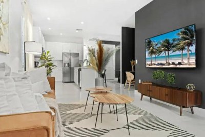 5 Zimmer mit Eigengarten-Loggia-und Terrasse (Neubau- Erstbezug!)