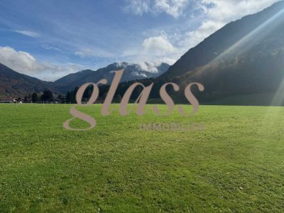 Ein Jahr befristet/Naturnah gelegene Dachgeschosswohnung mit Bergblick