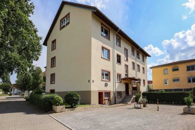 Stilvoll modernisierte 3-Zimmer-Wohnung mit Carport in ruhiger und zentrumsnaher Lage von Schopfheim