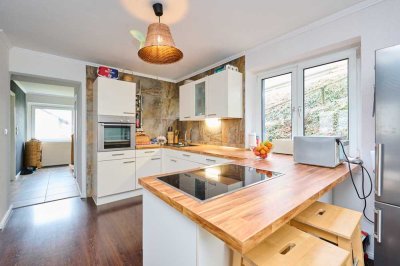 Modernisiertes Einfamilienhaus in Schmitten - Ihr Traumhaus im Grünen