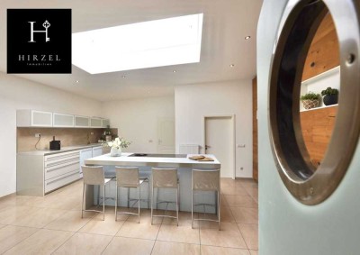 WORK-LIFE-BALANCE: Riesiger Bungalow mit großzügiger Garage und Werkhalle