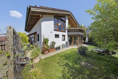 GROSSZÜGIGES FAMILIENIDYLL in herrlich ruhiger naturnaher Wohnlage - separate Einliegerwohnung