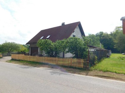 *Provisionsfrei* Einfamilienhaus mit Landswirtschaftsfläche