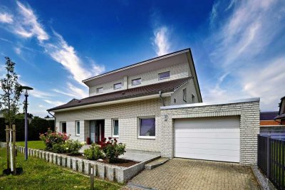 Exklusiv! Gehobenes Einfamilienhaus mit besonderer Architektur und Klasse in der Residenzstadt Celle