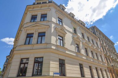 Wunderschöne 4-Zimmer-Wohnung mit Balkon im Paulusviertel