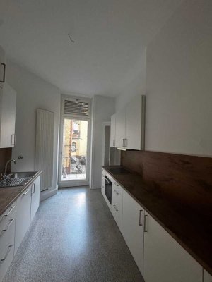 Kernsanierte Altbauwohnung in Toplage