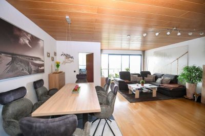 Wertbeständig & vermietet: Helle 3-Zimmer-Kapitalanlage mit Südbalkon und Stadtblick