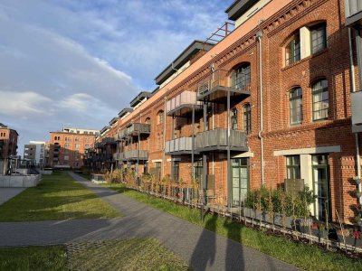 Neuwertige Loft-Wohnung mit zwei Zimmern sowie Terrasse und Einbauküche in Leipzig Gohlis