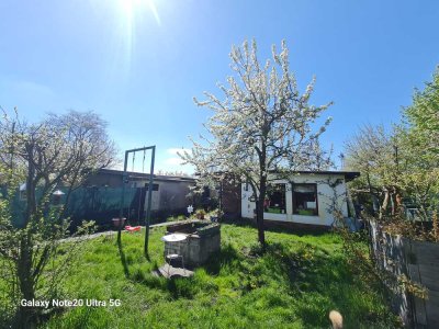 Frühlingserwachen VB - sanierter Bungalow in Kleingartenanlage am Senftenberger See