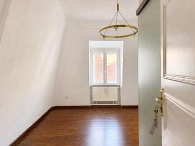 Erstbezug nach Sanierung im Herzen der Heidelberger Altstadt: 1 Zimmer Apartment für Studenten