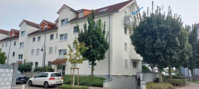 3-Zimmer -Dachgeschosswohnung mit 2 Balkonen in Heddesheim