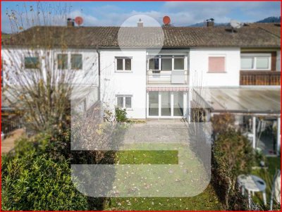 Helles Reihenmittelhaus in Wehr: stilvoll modernisiert und sofort bezugsfrei