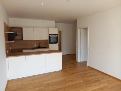 SONNENGARTEN: MODERNE 2-ZIMMER-WOHNUNG IM 1.OG