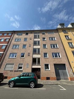 Erstbezug nach Sanierung - Schöne 2 Zimmer Wohnung