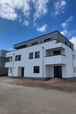 Exklusive Neubauwohnung mit 3 Zimmern in Traumlage direkt am Wassersportsee in Zülpich