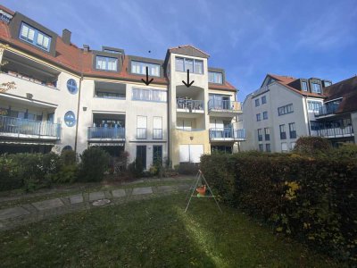 Schicke 2-Zimmer Wohnung mit Loggia-Balkon und TG-Stellplatz im Zentrum Bayreuths