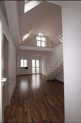 Helle Dachgeschosswohung in Liebertwolkwitz