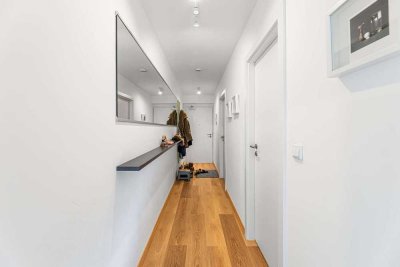 HEGERICH: Modernes, möbliertes City-Apartment mit offener Küche