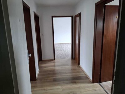 Freundliche 2-Zimmer-DG-Wohnung in Krefeld