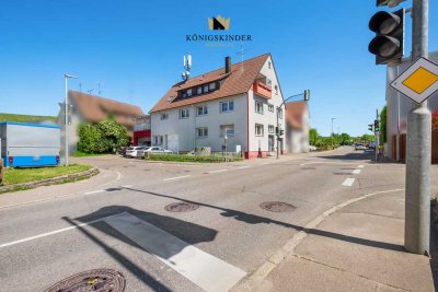 Attraktives Mehrfamilienhaus, zwei großzügigen Wohneinheiten, gewerblichem Bereich, Ausbaupotenzial